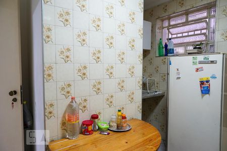 Casa para alugar com 240m², 5 quartos e 2 vagas Casa para alugar com 240m², 5 quartos e 2 vagasCozinha