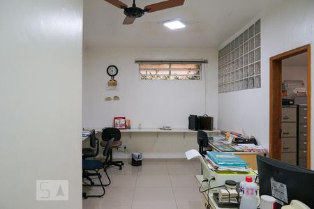 Casa para alugar com 240m², 5 quartos e 2 vagas Casa para alugar com 240m², 5 quartos e 2 vagasSuíte 1