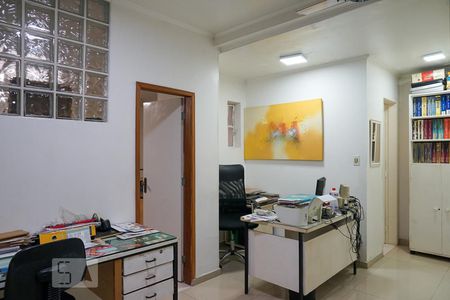 Casa para alugar com 240m², 5 quartos e 2 vagas Casa para alugar com 240m², 5 quartos e 2 vagasSuíte 1