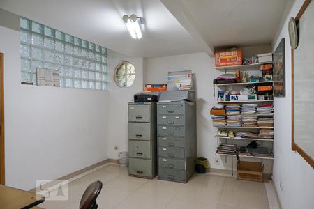 Casa para alugar com 240m², 5 quartos e 2 vagas Casa para alugar com 240m², 5 quartos e 2 vagasQuarto 2