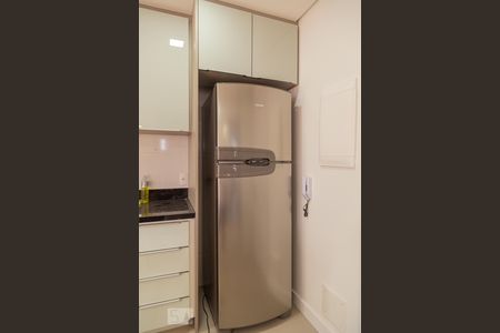 Geladeira de apartamento para alugar com 2 quartos, 70m² em Santa Efigênia, Belo Horizonte