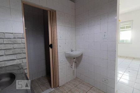 Cozinha de kitnet/studio para alugar com 1 quarto, 26m² em Brás, São Paulo