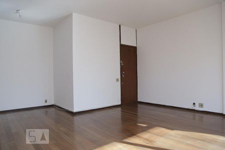 Sala de apartamento para alugar com 4 quartos, 130m² em Tijuca, Rio de Janeiro