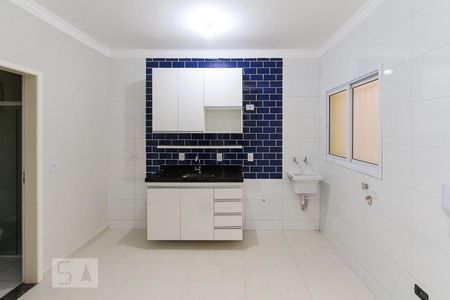 Sala e cozinha de apartamento à venda com 2 quartos, 42m² em Quarta Parada, São Paulo