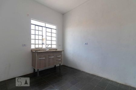 Cozinha de casa para alugar com 1 quarto, 48m² em Vila Alpina, São Paulo