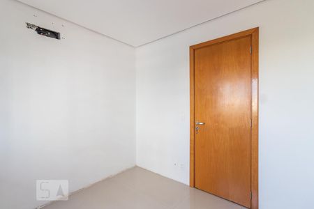 Dormitório de apartamento à venda com 2 quartos, 63m² em Santa Maria Goretti, Porto Alegre