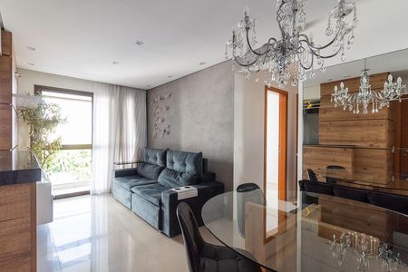 Sala de apartamento à venda com 2 quartos, 63m² em Santa Maria Goretti, Porto Alegre