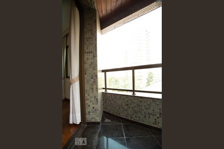 Varanda sala de apartamento à venda com 4 quartos, 175m² em Indianópolis, São Paulo