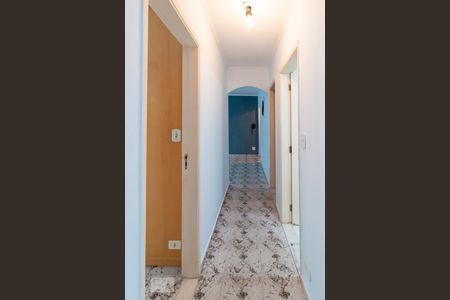 Corredor de apartamento para alugar com 3 quartos, 78m² em Vila Lageado, São Paulo