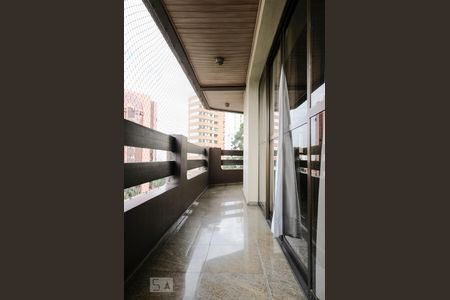 Varanda da sala de apartamento à venda com 3 quartos, 250m² em Jardim Avelino, São Paulo