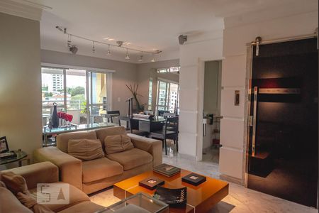 Sala de apartamento para alugar com 3 quartos, 150m² em Jardim Avelino, São Paulo