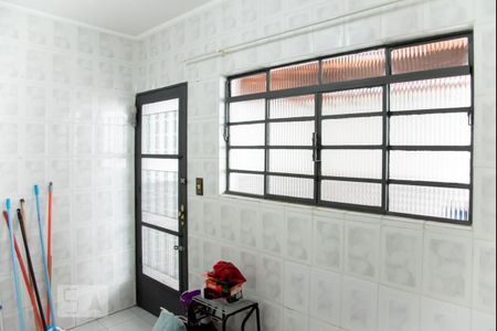 Quarto 2 de casa para alugar com 2 quartos, 60m² em Vila Ré, São Paulo