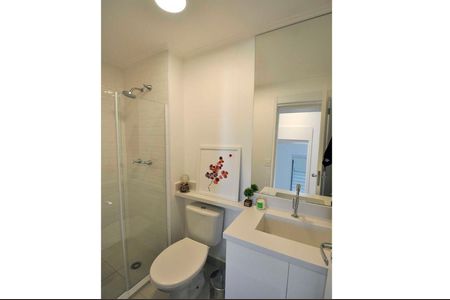 Banheiro de apartamento à venda com 2 quartos, 56m² em Continental, Osasco
