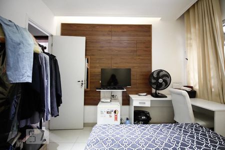 Quarto 1 de casa à venda com 6 quartos, 180m² em Parque Jabaquara, São Paulo