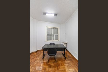 Escritório de casa para alugar com 8 quartos, 253m² em Funcionários, Belo Horizonte