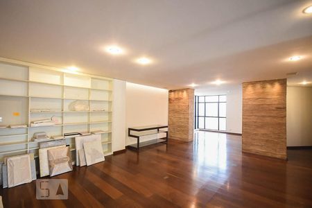 Apartamento à venda com 237m², 3 quartos e 3 vagasSala