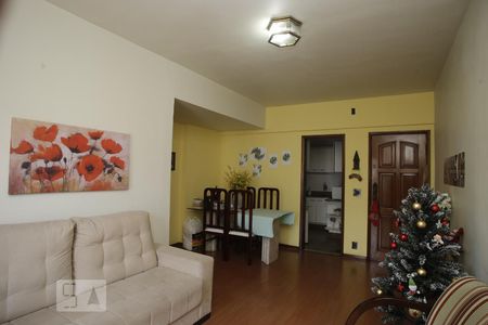 Sala de apartamento para alugar com 2 quartos, 78m² em Vila Isabel, Rio de Janeiro