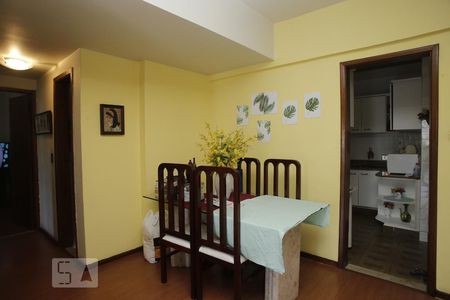 Sala de apartamento para alugar com 2 quartos, 78m² em Vila Isabel, Rio de Janeiro
