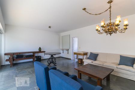 Sala 1 de apartamento para alugar com 4 quartos, 150m² em Cambuí, Campinas