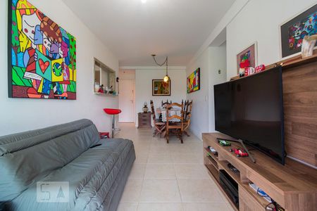 Sala de apartamento à venda com 3 quartos, 80m² em Freguesia de Jacarepaguá, Rio de Janeiro