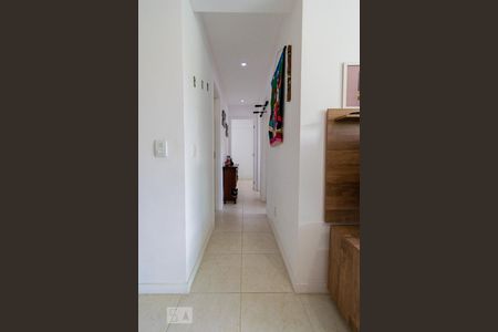Corredor de apartamento à venda com 3 quartos, 80m² em Freguesia de Jacarepaguá, Rio de Janeiro