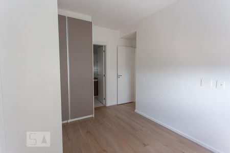 Suíte  de apartamento à venda com 2 quartos, 55m² em Continental, Osasco