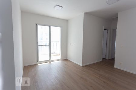 Sala de apartamento à venda com 2 quartos, 55m² em Continental, Osasco