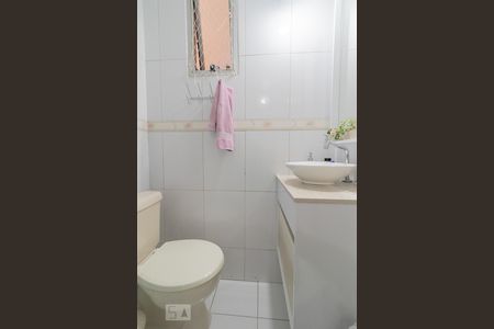 Banheiro de apartamento à venda com 2 quartos, 50m² em Vila Santa Maria, São Paulo