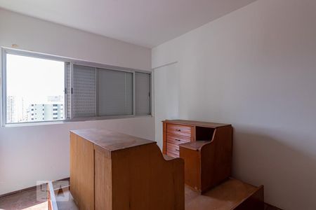 Quarto 1 de apartamento para alugar com 2 quartos, 60m² em Vila Vermelha, São Paulo