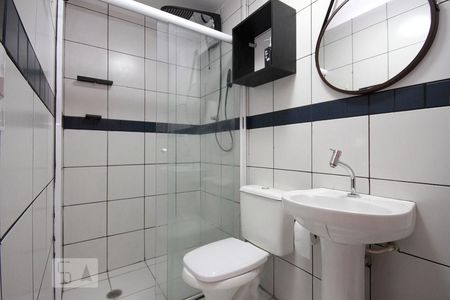 Banheiro de kitnet/studio à venda com 1 quarto, 48m² em República, São Paulo
