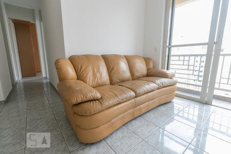 Sala de apartamento para alugar com 2 quartos, 56m² em Vila Ivone, São Paulo