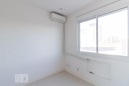 Dormitório de apartamento para alugar com 2 quartos, 78m² em Rogowski, Porto Alegre