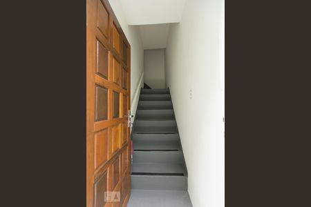 Entrada de casa para alugar com 1 quarto, 35m² em Água Rasa, São Paulo