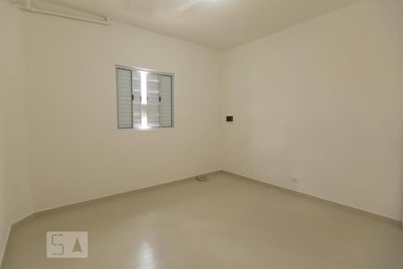 Quarto/Sala de casa para alugar com 1 quarto, 35m² em Água Rasa, São Paulo