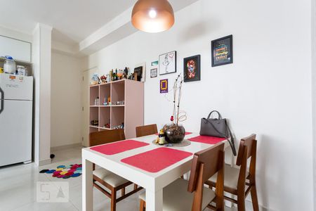 Sala de apartamento à venda com 2 quartos, 70m² em Centro, Osasco