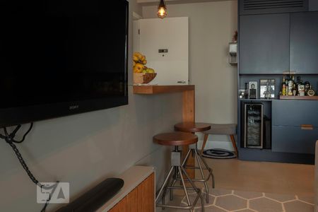 Sala de apartamento para alugar com 2 quartos, 68m² em Mirandópolis, São Paulo