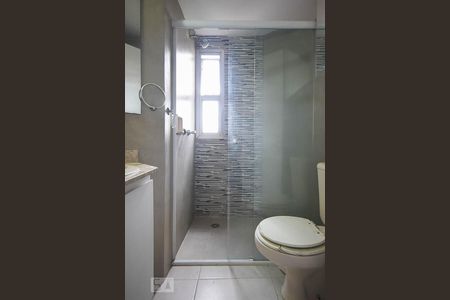 Banheiro de apartamento à venda com 2 quartos, 70m² em Vila Andrade, São Paulo