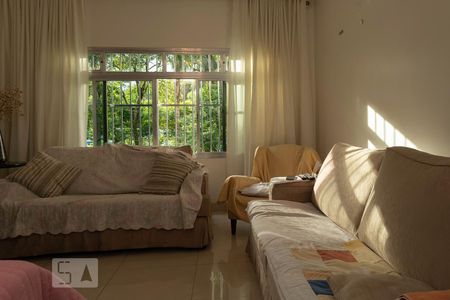 Sala de casa à venda com 4 quartos, 200m² em Jabaquara, São Paulo