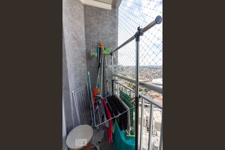 Varanda de apartamento à venda com 2 quartos, 48m² em Quitaúna, Osasco