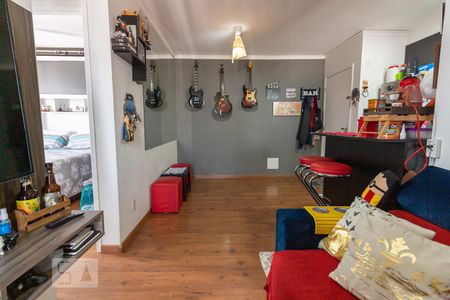 Sala de apartamento à venda com 2 quartos, 48m² em Quitaúna, Osasco