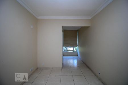 Apartamento à venda com 107m², 3 quartos e 1 vagaSala