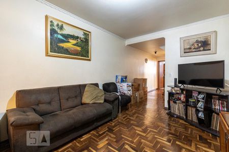 Casa à venda com 240m², 3 quartos e 2 vagasSala