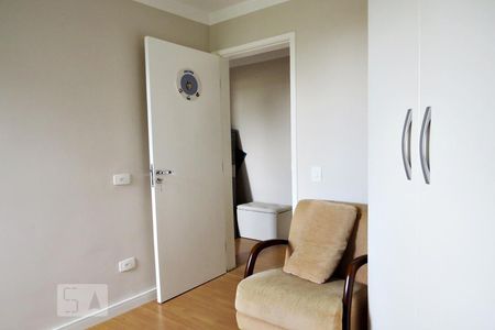 Quarto 2 de apartamento para alugar com 2 quartos, 54m² em Vila Guilherme, São Paulo