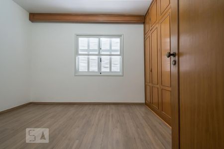 Quarto 1 de casa para alugar com 2 quartos, 130m² em Santo Amaro, São Paulo