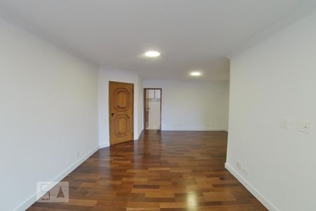 Sala de apartamento para alugar com 5 quartos, 140m² em Brooklin, São Paulo