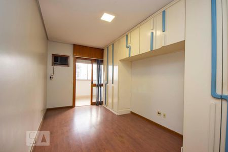 Suíte 1 de apartamento à venda com 3 quartos, 180m² em Independência, Porto Alegre