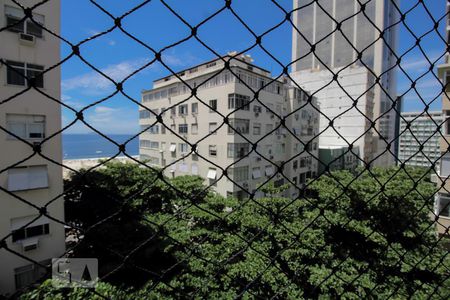 Vista de apartamento para alugar com 3 quartos, 150m² em Leme, Rio de Janeiro