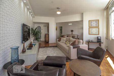 Sala de apartamento para alugar com 3 quartos, 150m² em Leme, Rio de Janeiro