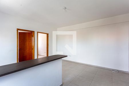 Sala e Cozinha de apartamento para alugar com 2 quartos, 45m² em Vila Eldizia, Santo André