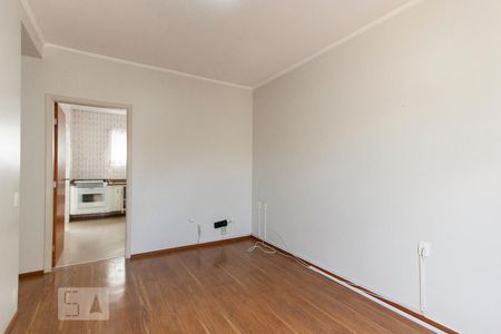 Sala de apartamento para alugar com 3 quartos, 75m² em Vila Iza, Campinas